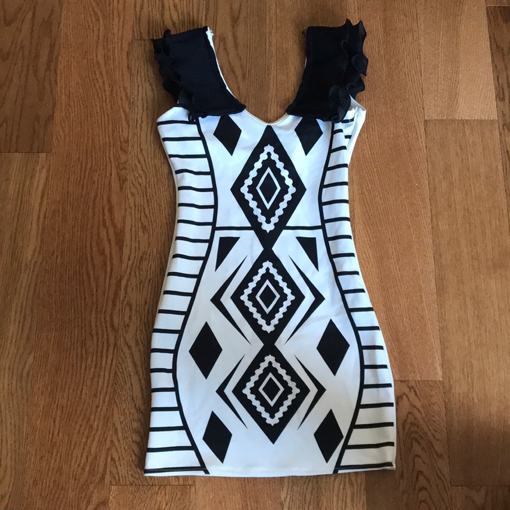 Sexy Monochrome Party Dress